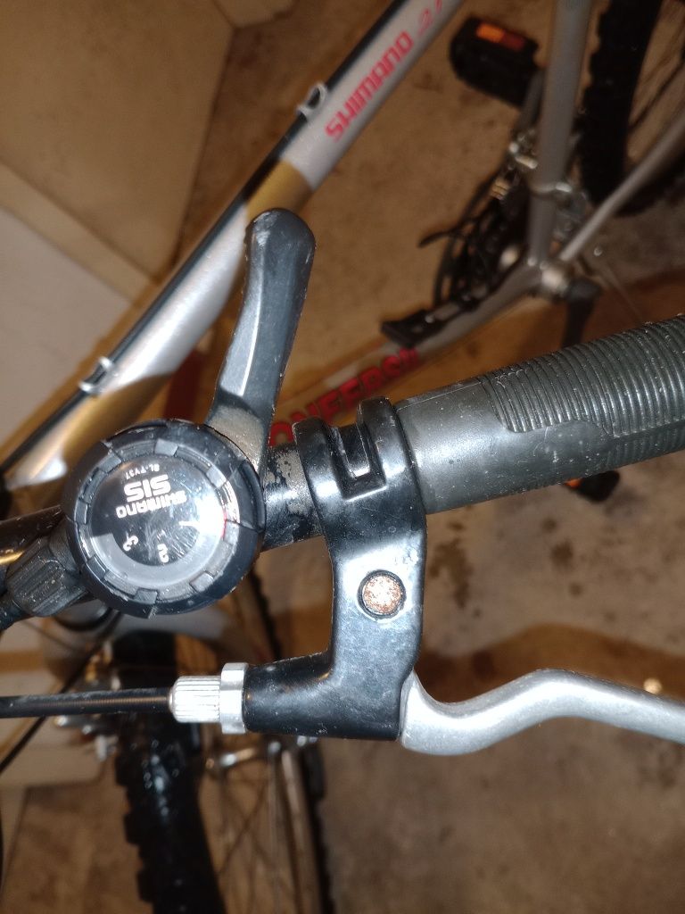 Bicicleta roda 26 85€ excelente tudo original