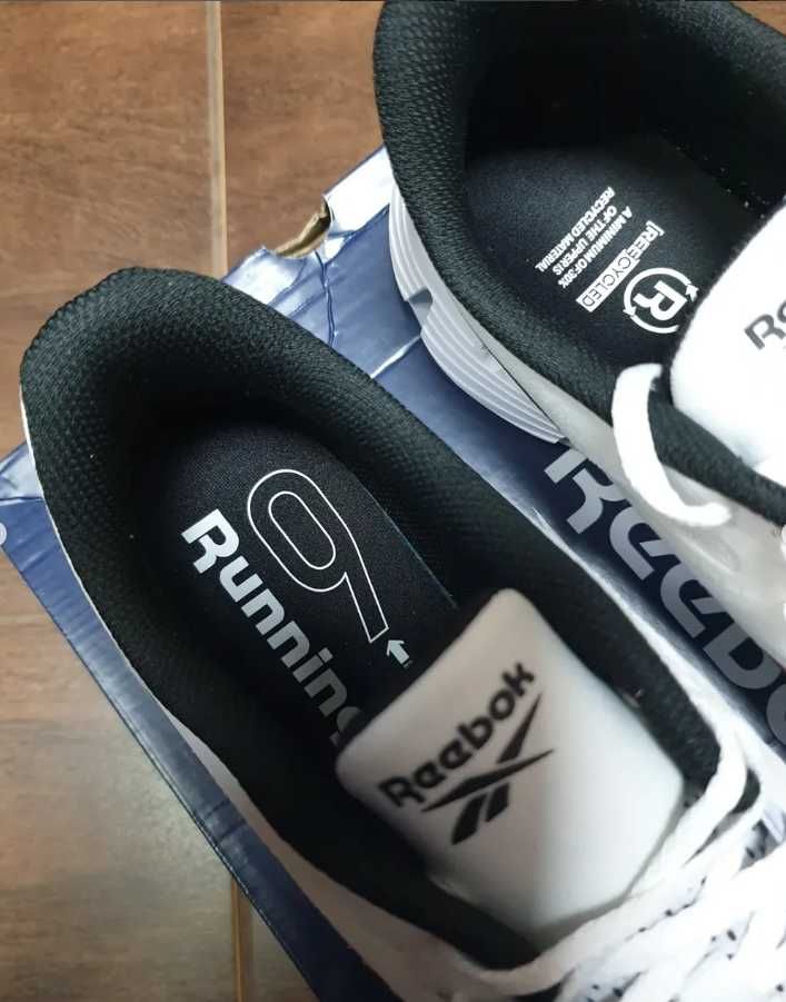 Кросівки спортивні Reebok ZIG DYNAMICA 5 оригінал 44,5
