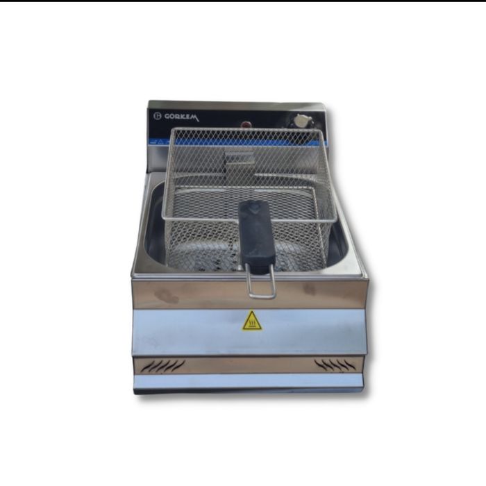 Чебуречниця , фретюрниця.Gorkem