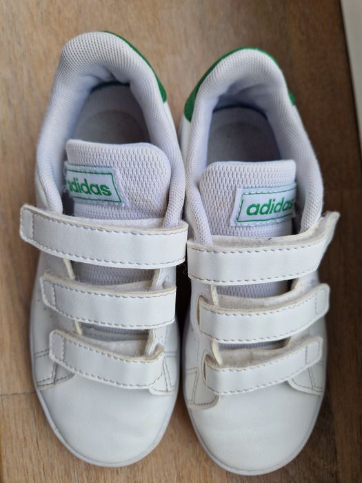 Кросівки adidas 30р