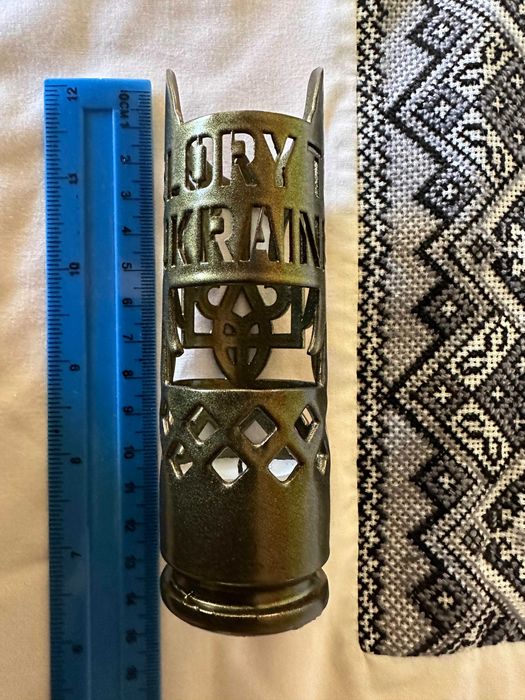 Військові сувеніри. Підсвічники.