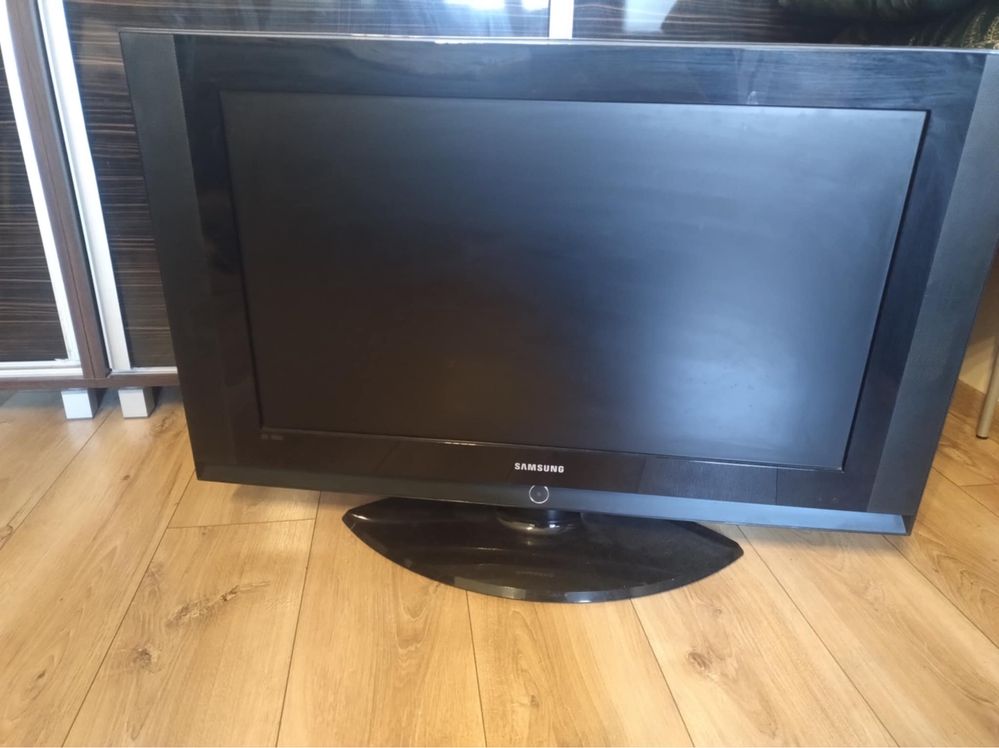 Telewizor Samsung 32 cale le32s62b