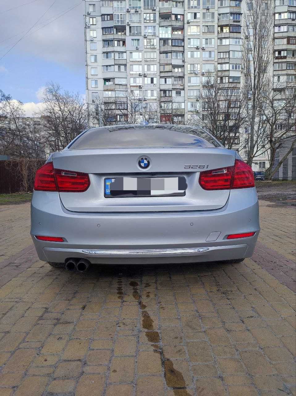 BMW 328I 2.0 2013р