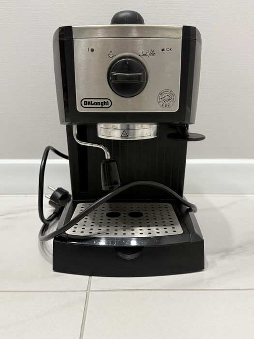 Кофемашина Delonghi EC 156 B