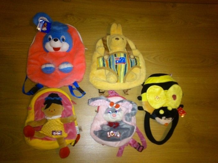 Детский мягкий рюкзак со съемной мягкой игрушкой Кенгуру