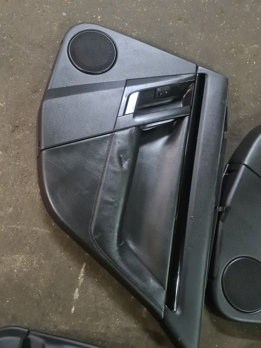 Opel vectra c Boczki skóra roletki