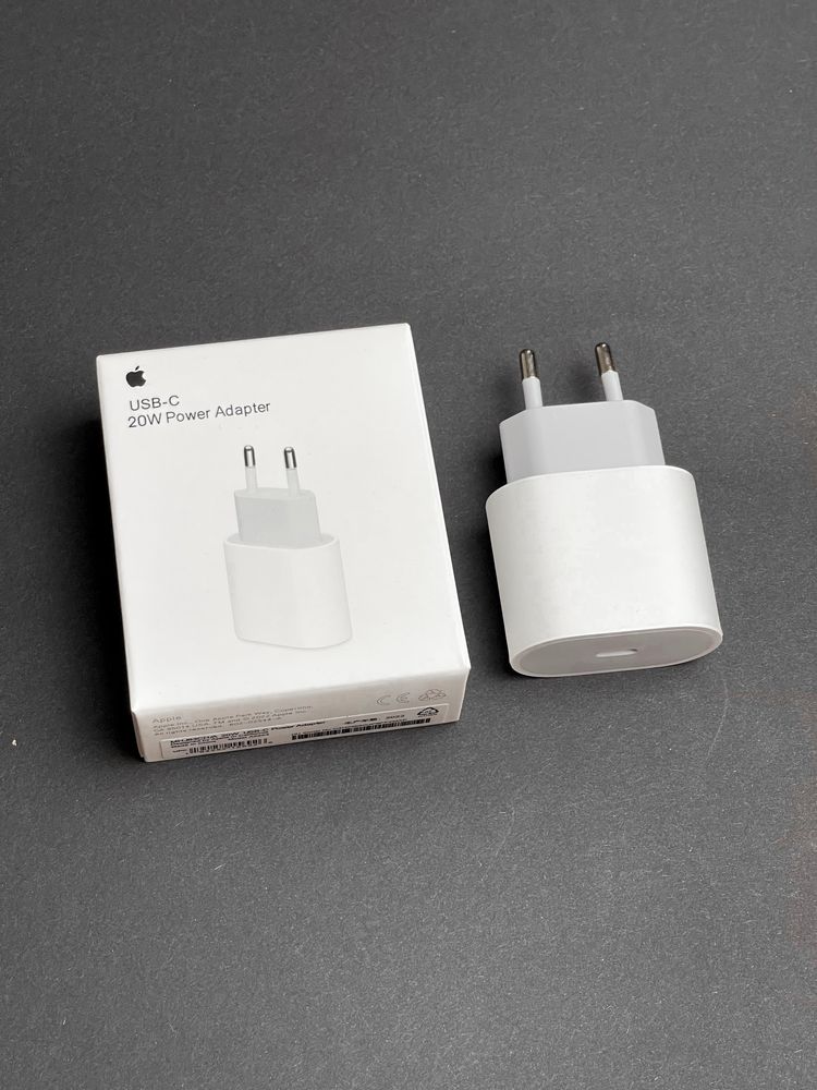Zestaw ladowarka undukcyjna i ladowarka USB-C
