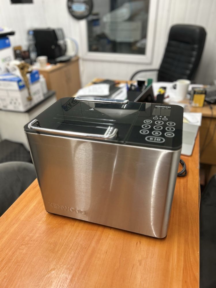 Хлібопіч Kenwood BM450