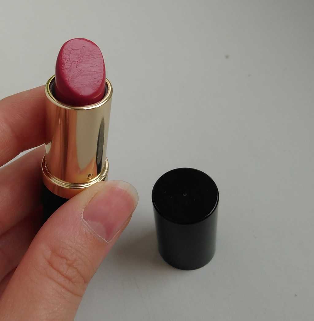 Szminka Estée Lauder Pure Color Envy Matte 420 Rebellious Rose