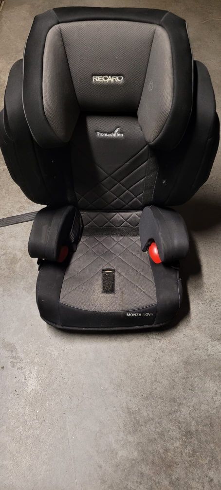 Fotelik samochodowy Recaro Monza Nova