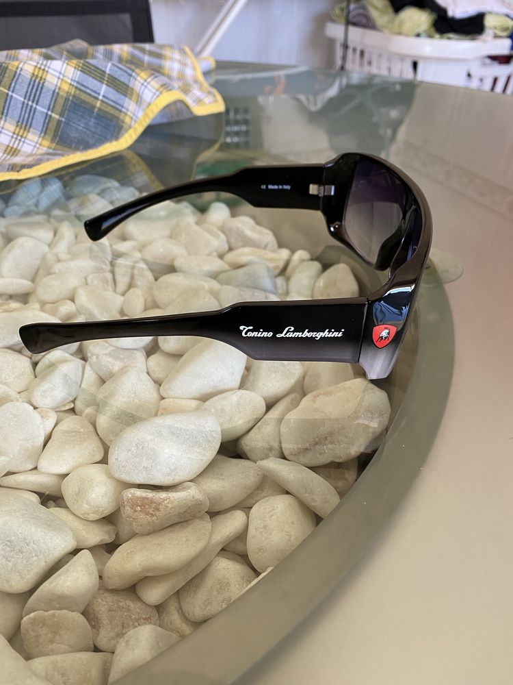 Tonino Lamborghini oculos de sol vintage