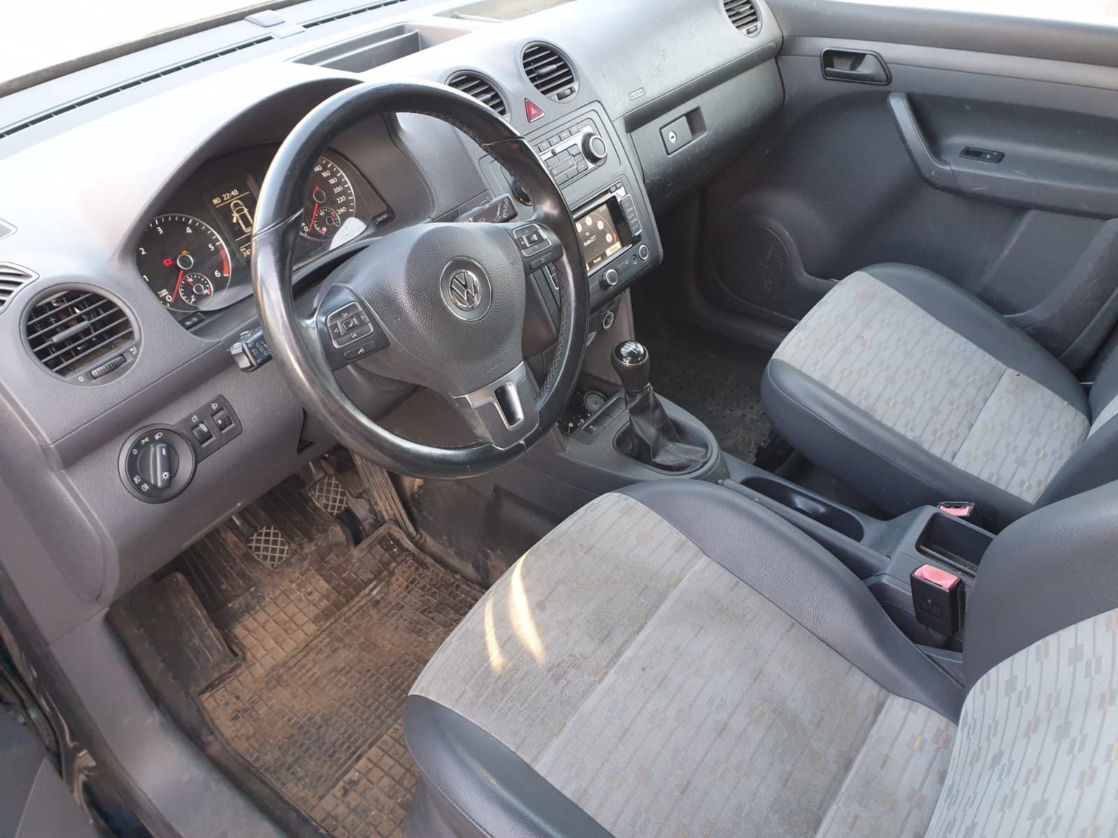 Volkswagen Caddy Maxi 1.6 Tdi Multifunkcja Klima Półskóra hak