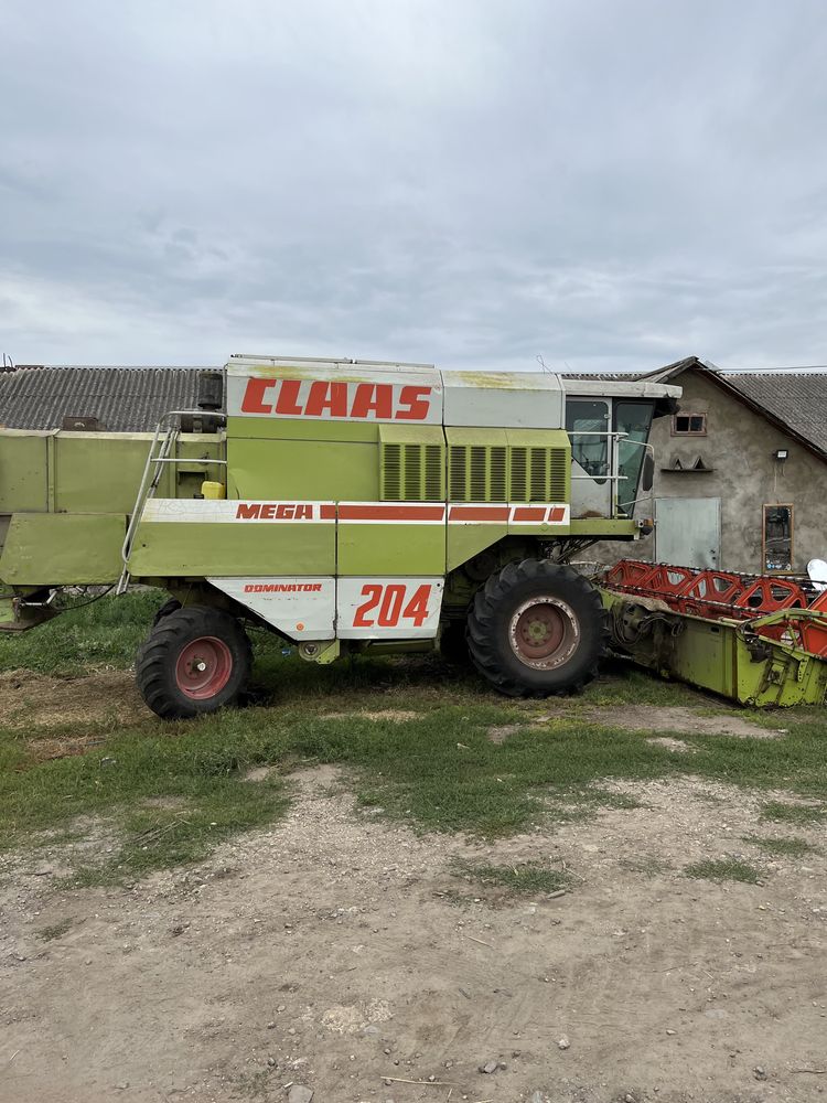 Продається комбайн Claas Mega