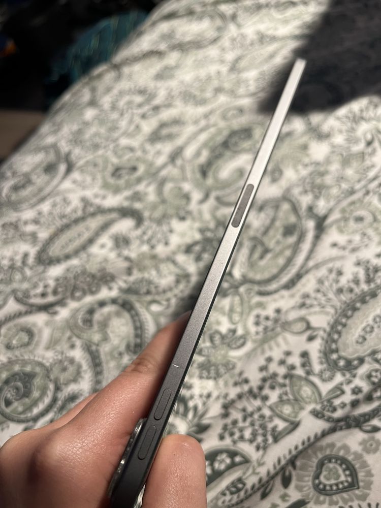 iPad Pro 11” 3 Gen M1 128GB nie włącza sie