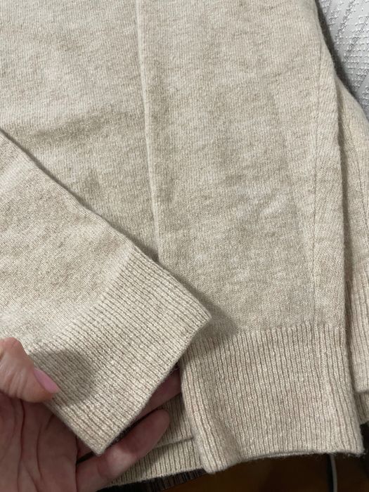 Шерстяна кофтинка Zara