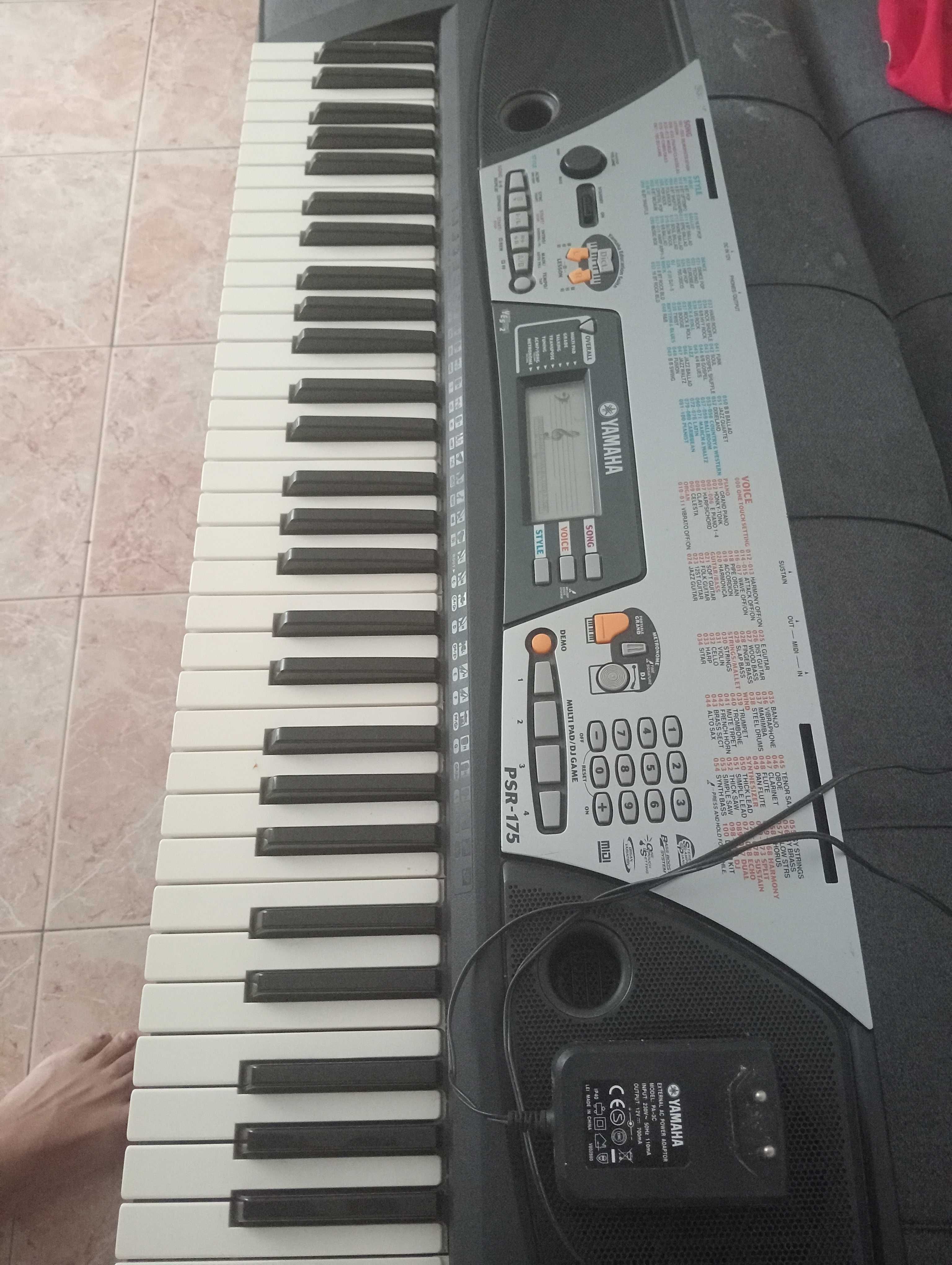 Teclado Yamaha psr 175