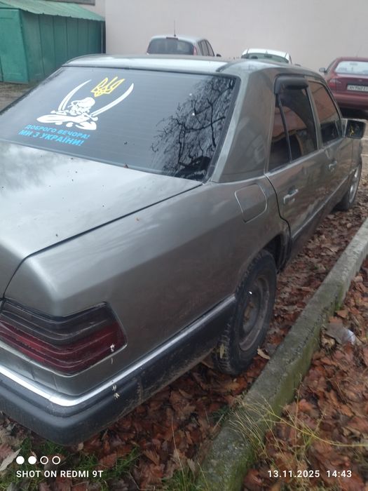 Продам Mercedes w124 E200