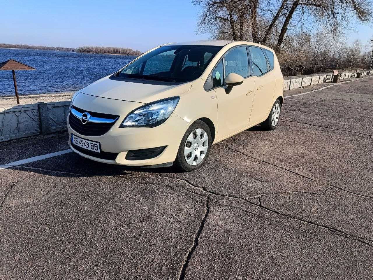 Opel Meriva 2015