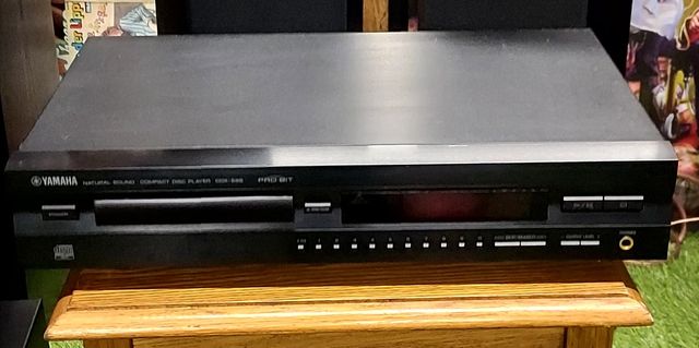 Odtwarzacz CD Yamaha CDX-596