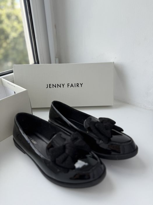 Туфлі дівчачі лаковані 36 розмір