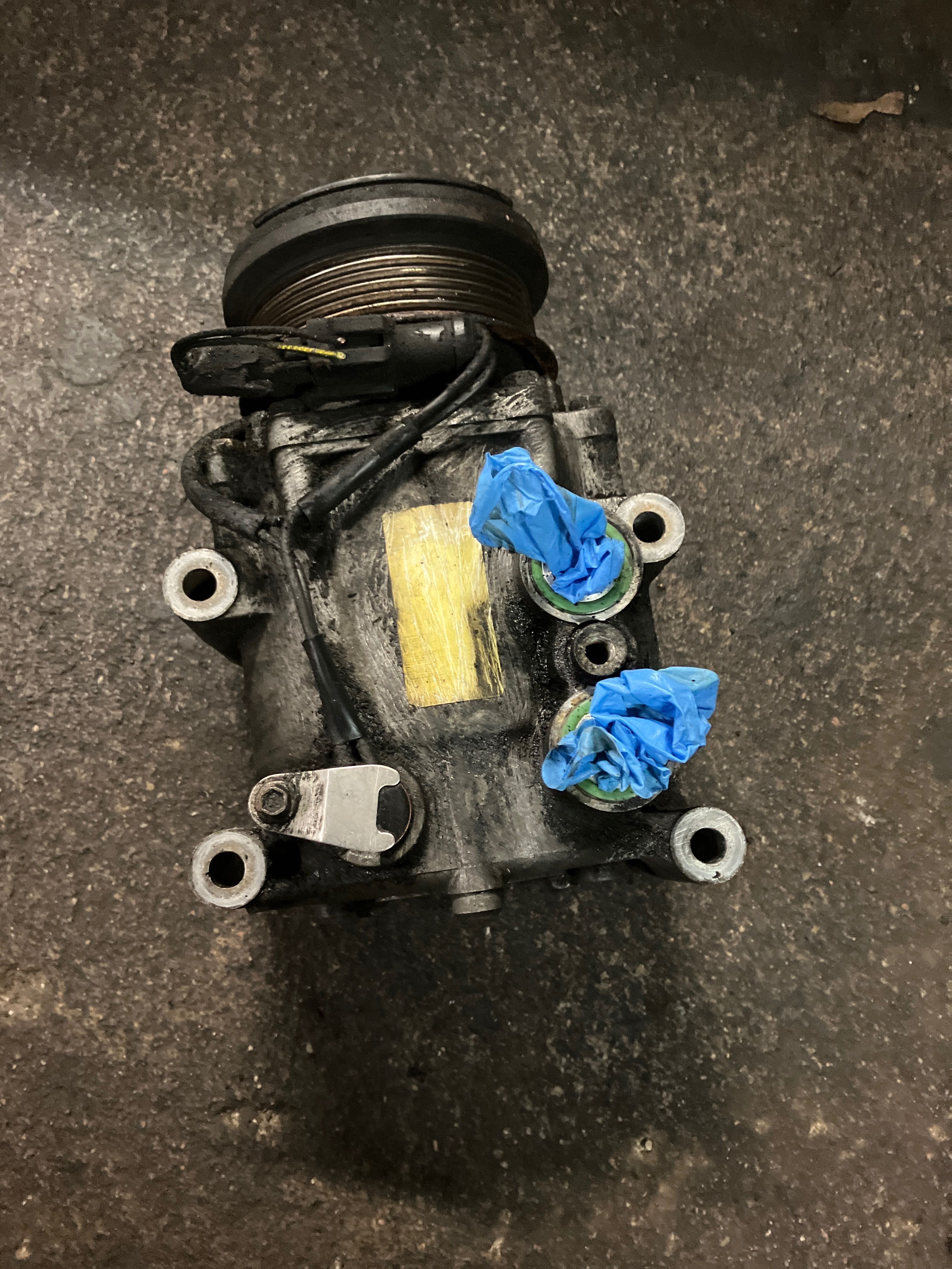 Ford Focus MK1 - kompresor sprężarka klimatyzacji