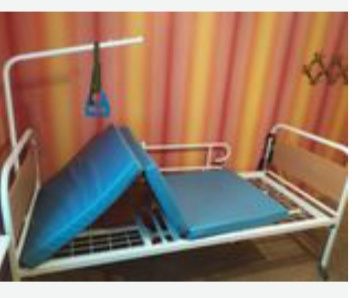 Медичне ліжко з головним та ножним підйомом+ матрас