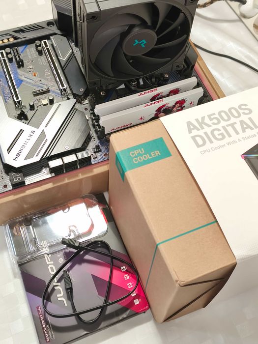 Комплект Asrock B550 + Ryzen 5700x + 32GB JUHOR 3600 + Deepcool AK500S