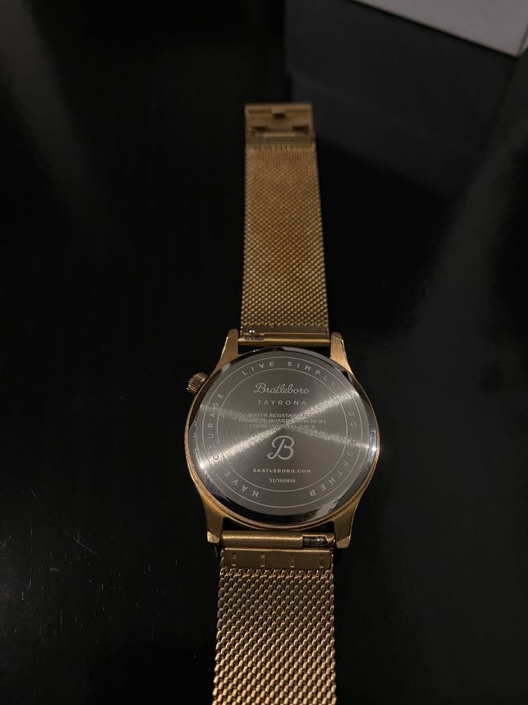 Relógio bronze rosa
