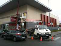 ALUGA-SE Carros com Gruas ate 17m
