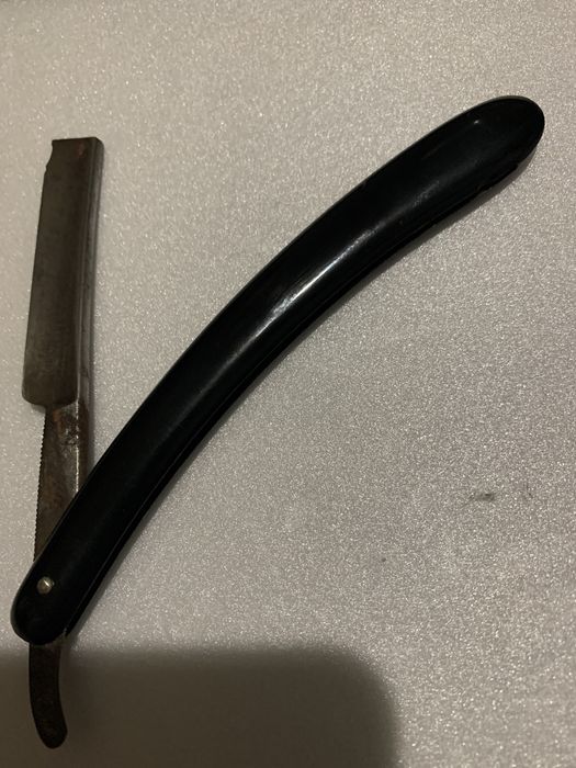 Опасная бритва Труд.