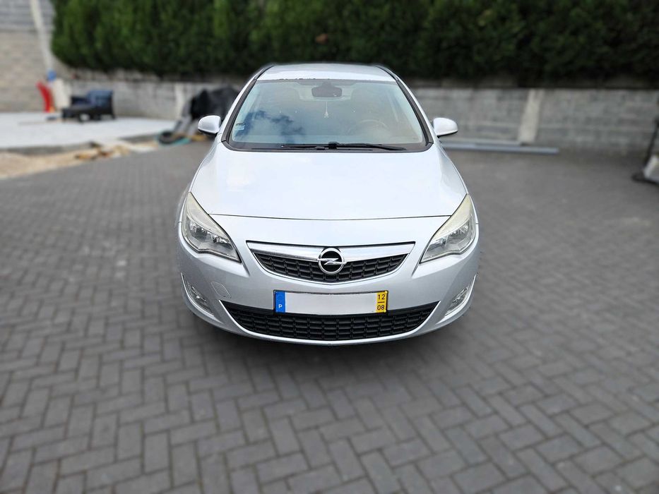 Opel Astra J Sports Tourer 1.7 CDTI (110cv) (versão 150 ADAM) (2012)