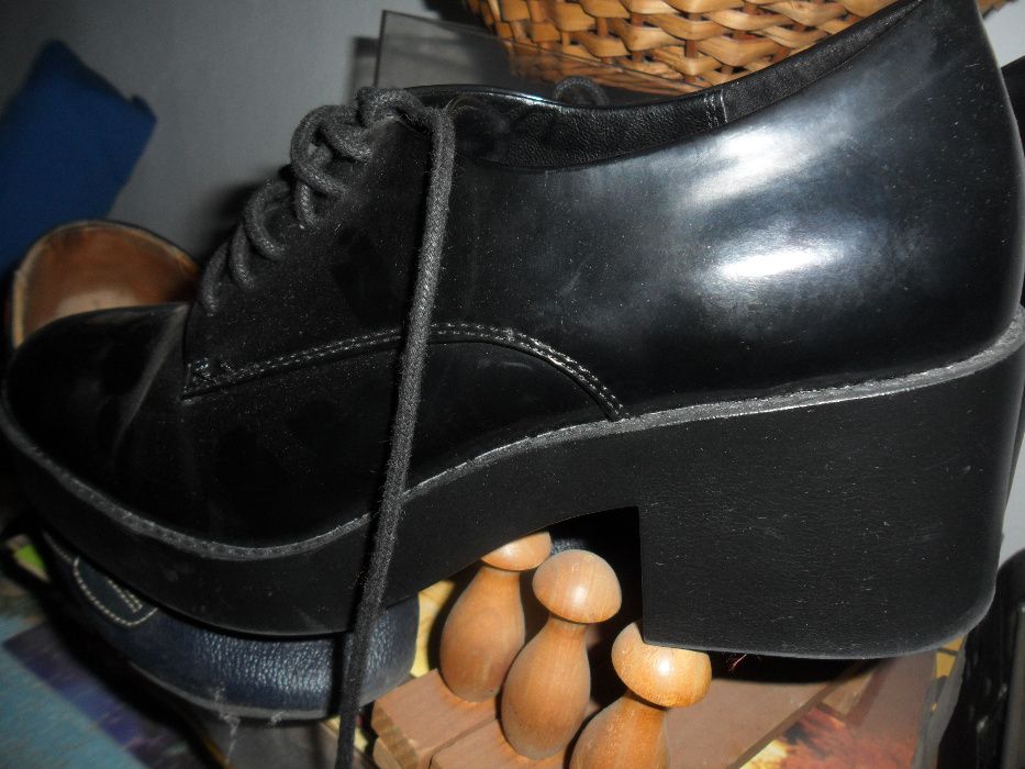 Sapatos zara tamanho 40