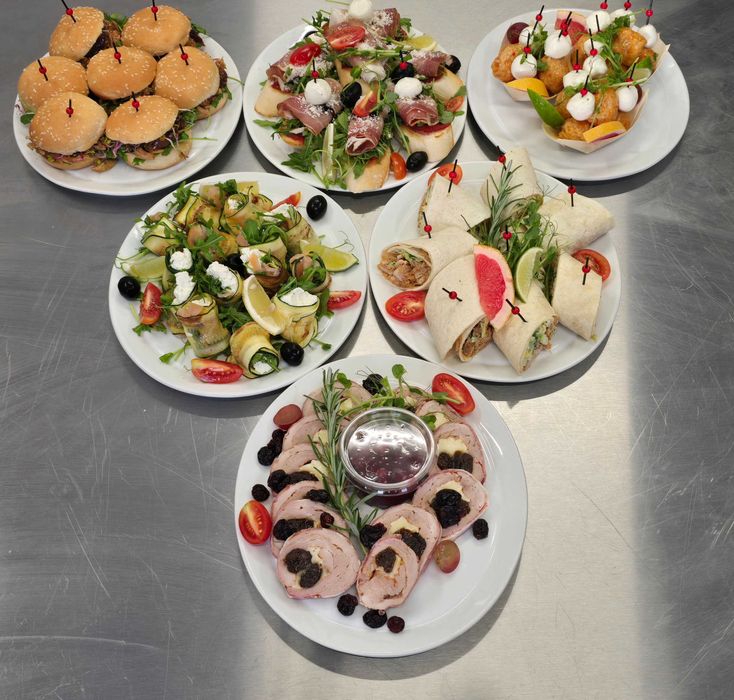 Catering okolicznościowy na WESELA KOMUNIE URODZINY Chrzciny Eventy