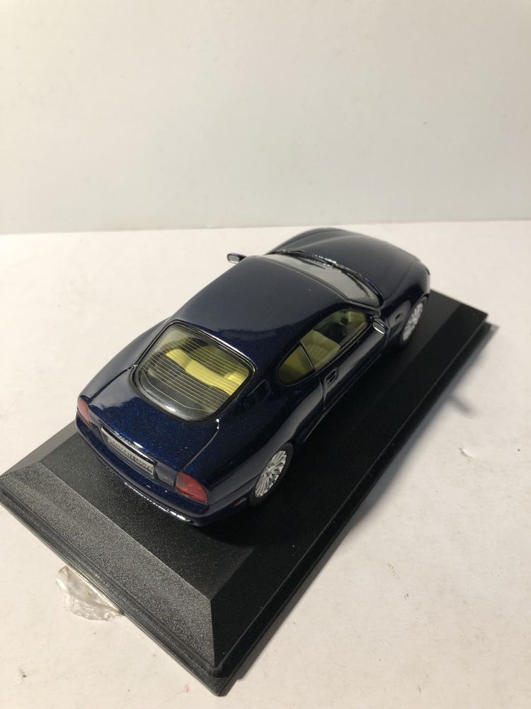 Maserati 3200 GT coupe escala 1:43