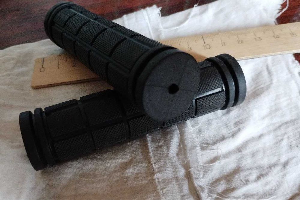 Грипсы резиновые рифлённые 11 см