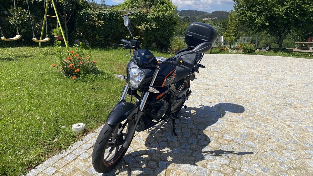Moto Keeway RKS 125