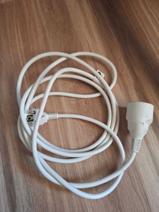 Przedłużacz 3m gruby kabel