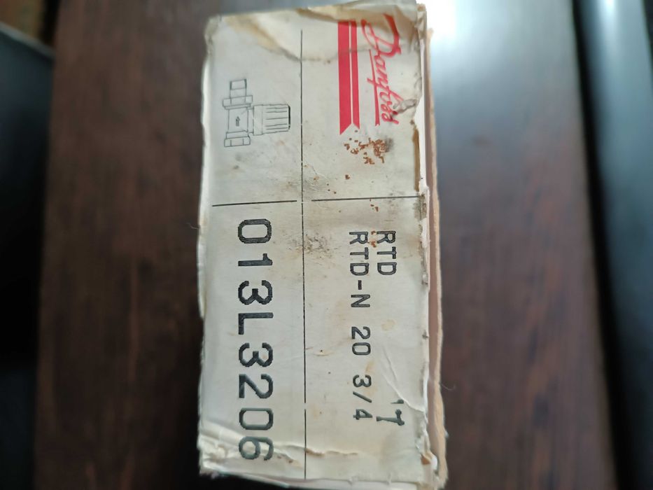 Danfoss.  Клапан.  Кран  термостатичний  RTD  20