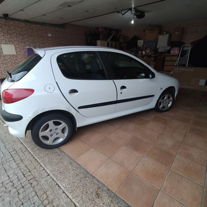 Peugeot 206 usado
