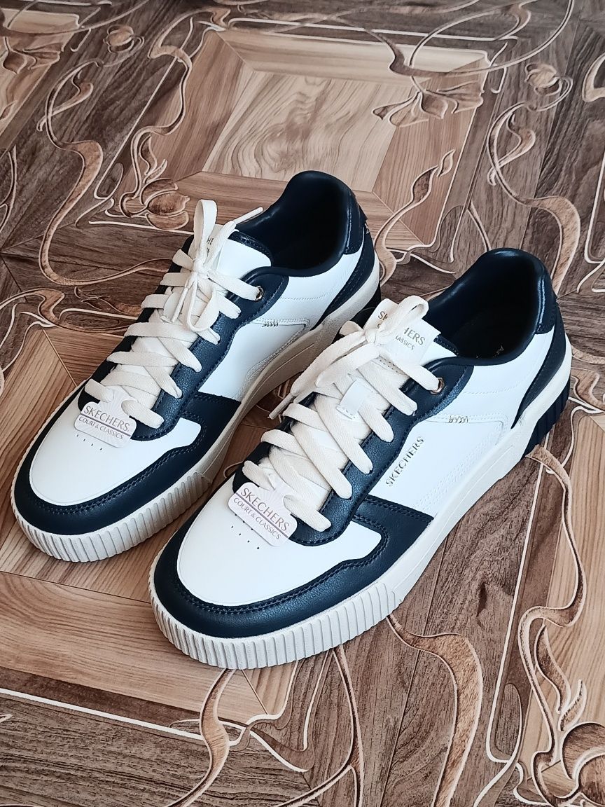 Кроссовки женские Skechers