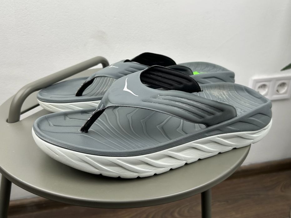 Оригінал! Тапочки шльопки вєтнамки Hoka Refovery Flip 47 розмір 03840
