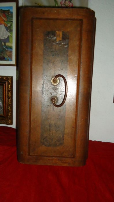 Tampa Antiga em Madeira da Maquina de Costura pfaff