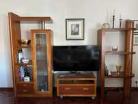 Móvel de sala em cerejeira - estante, cristaleira/bar e bas de TV
