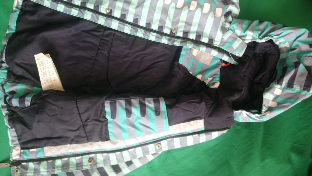 Зимняя куртка Reima рост 128 для двора/сада