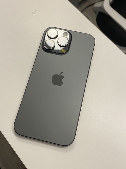 Iphone 16 pro max 512 gb tytan uzywany bateria 92%