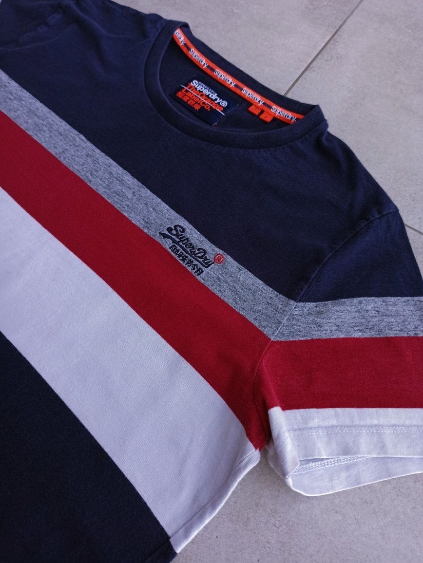 Superdry  t-shirt  oryginalna  koszulka na lato  rozmiar  M, S