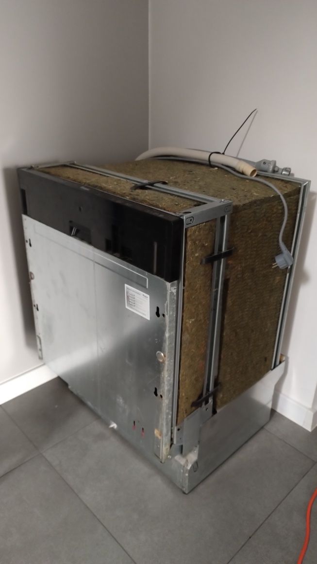 Zmywarka Whirlpool ADG7510