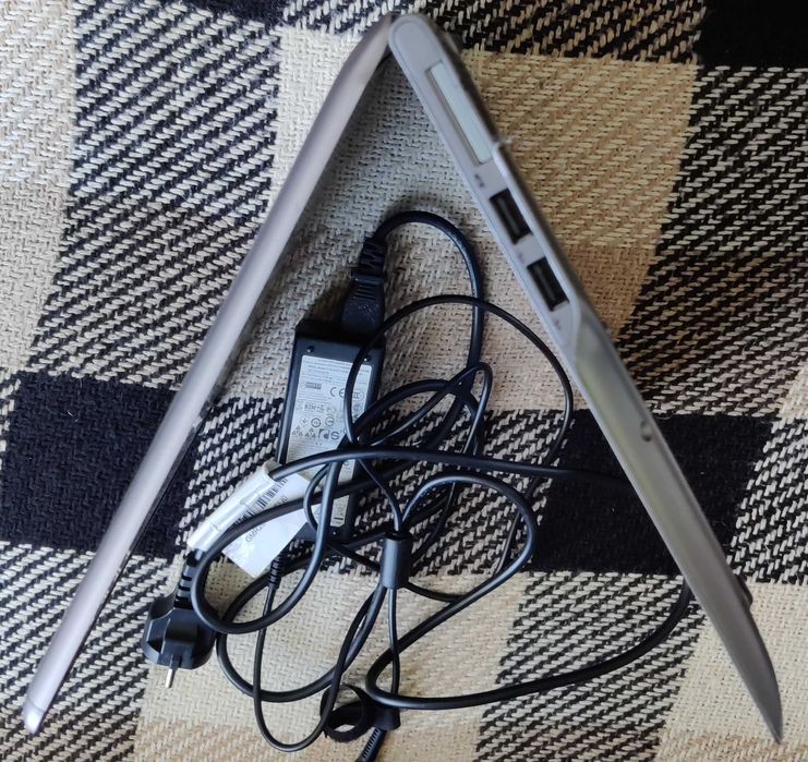 Ультрабук Samsung NP-540U, сенсорний екран, Core i5, ram8Gb, ssd160Gb.