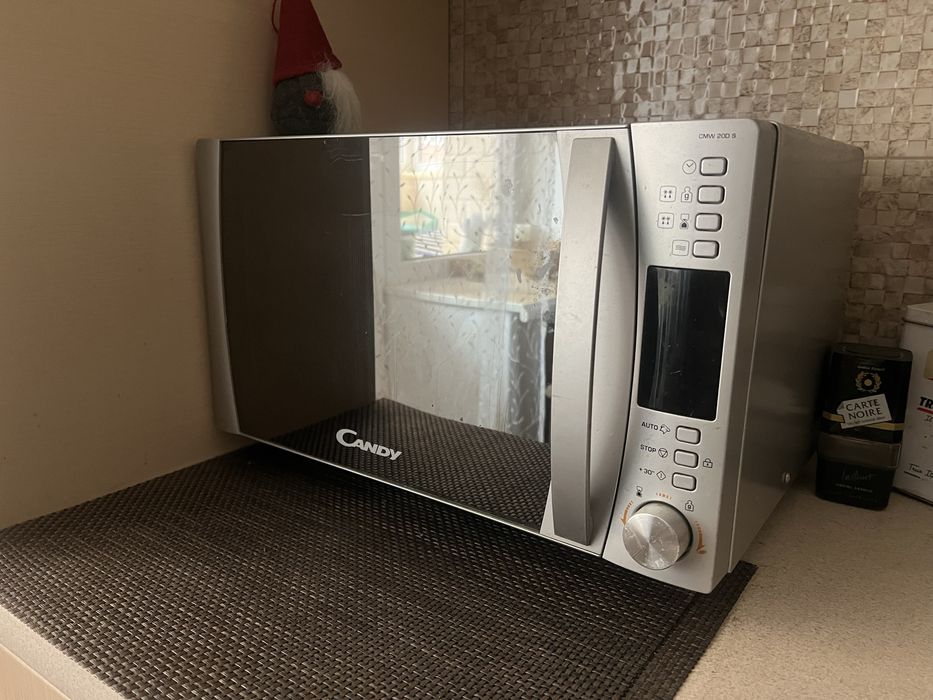Candy CMW 200s микрохвильова піч
