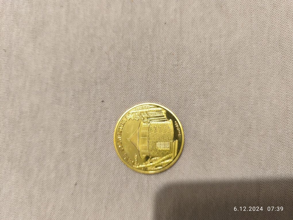 Pilnie sprzedam medal widoczny na zdjęciu